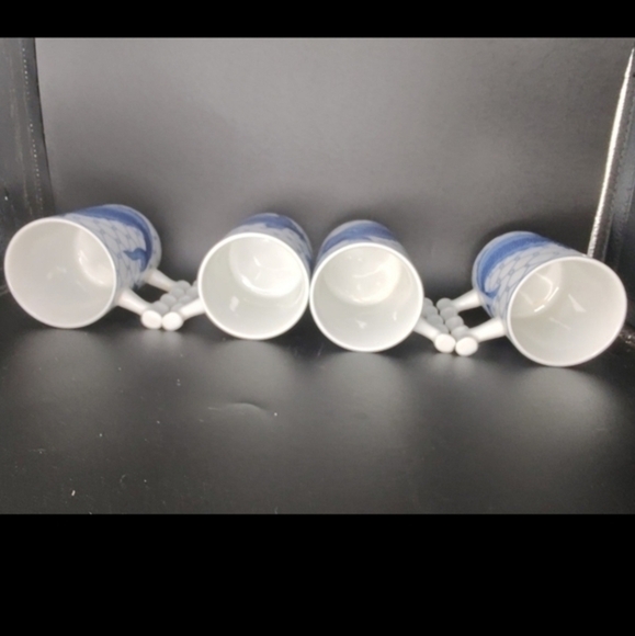 4 Oriental designed coffee cups - Picture 5 of 6